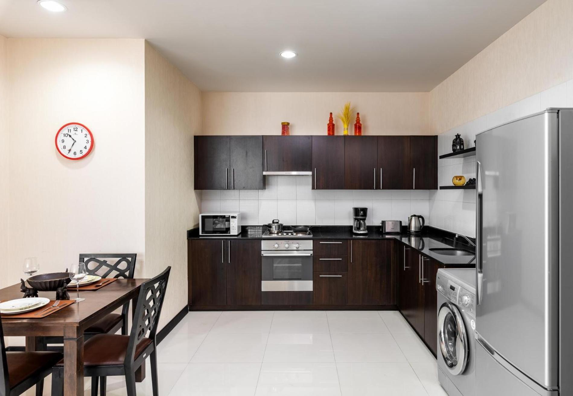 Veloche 2 Bedroom Apartment With Seaview Karon 外观 照片